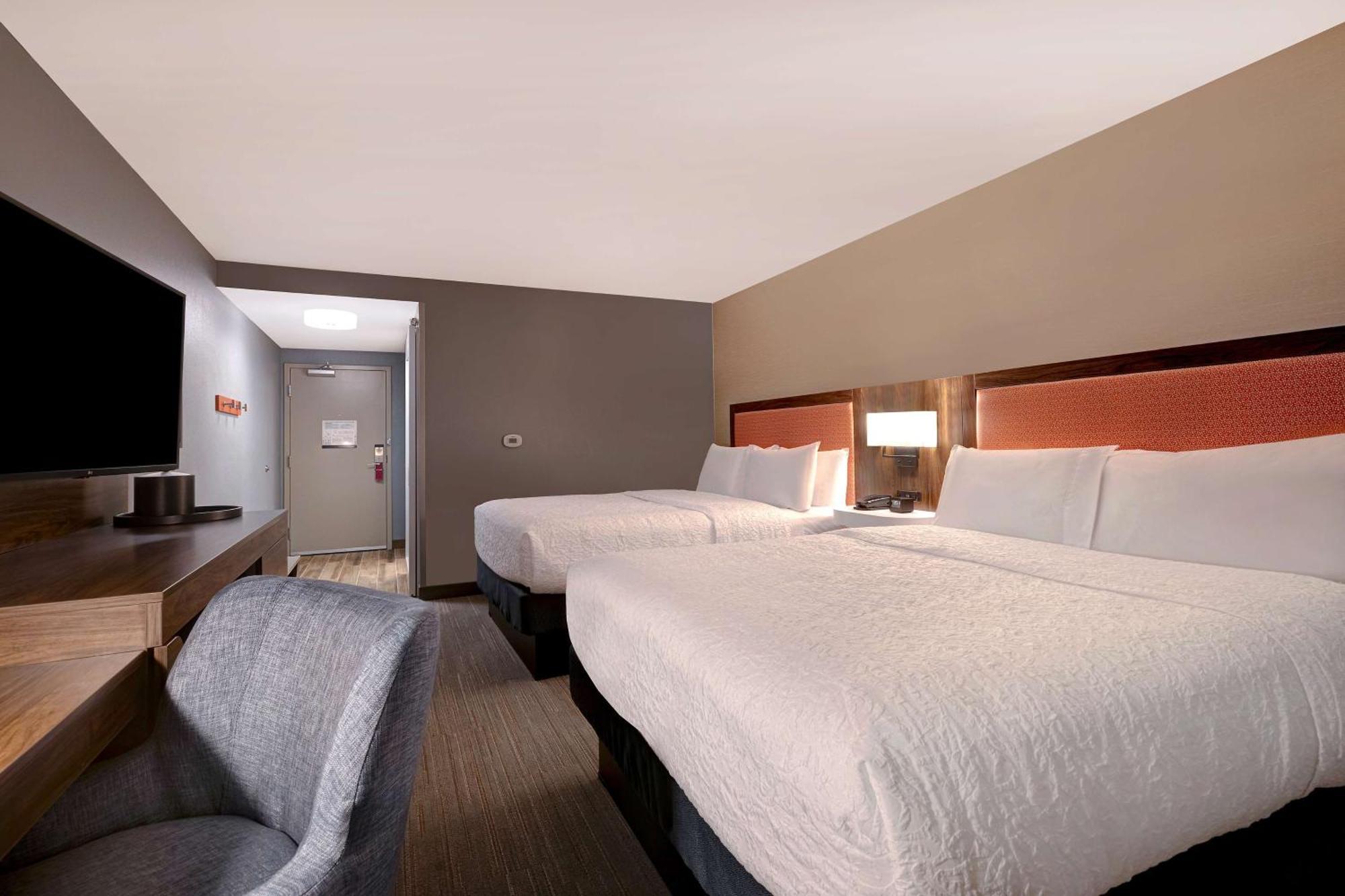 Hampton Inn Crown Point, In Exteriör bild